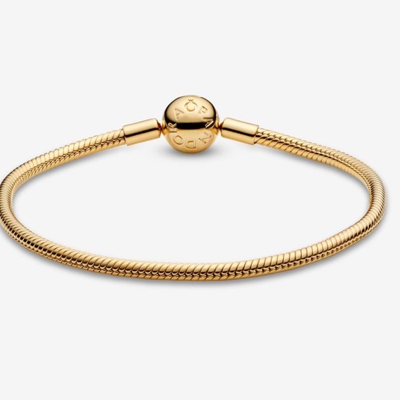 FIRM - Authentic Pandora Smooth Shine Clasp Bracelet - Picture 4 of 10